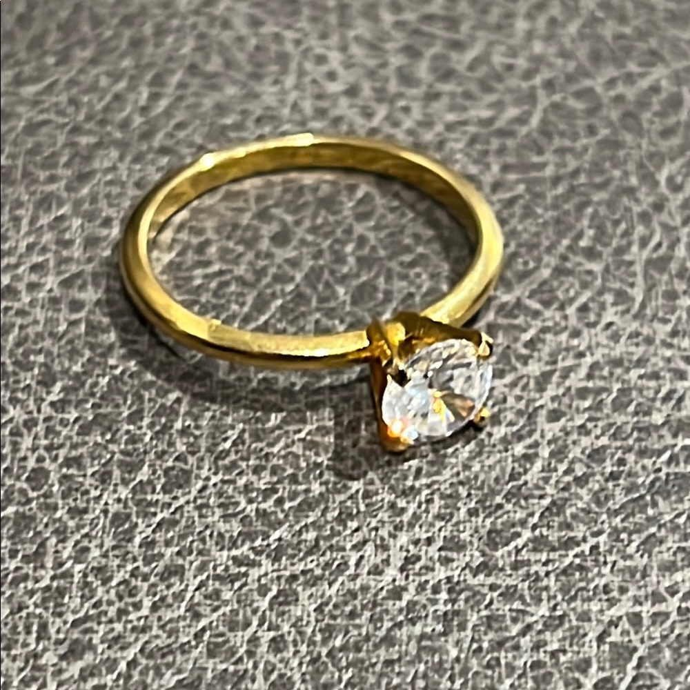 *Elegant Gold Costume Ring with Clear Stone